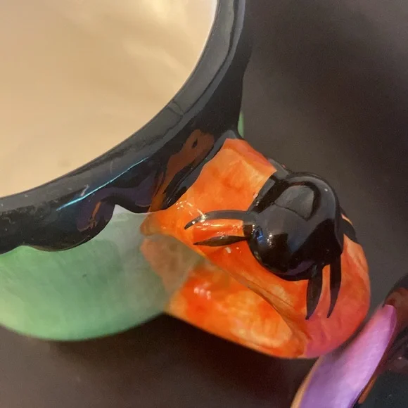 Royal Norfolk Halloween 3D Coffee Cups Mugs Set (2) Vampire & Frankenstein - Picture 6 of 8